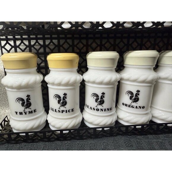 Vintage Hazel Atlas 17 pc Milk Glass Black Rooster Design Spices Shaker Set w/ B - Picture 7 of 13
